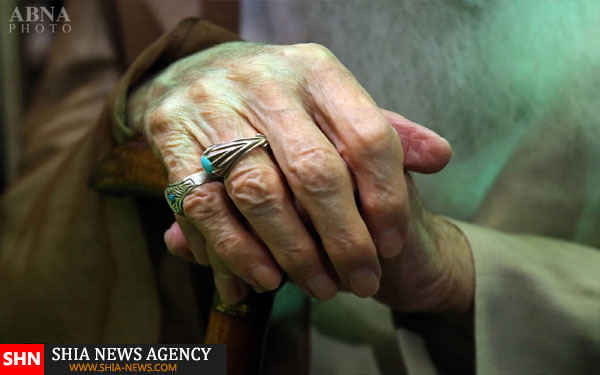 تصاویر تشرف آیت الله صافی گلپایگانی به حرم حضرت معصومه(س)