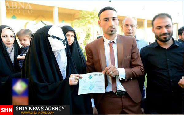 تقدیر زوج عراقی از رزمندگان حشد شعبی + تصاویر تقدیر زوج عراقی از رزمندگان حشد شعبی + تصاویر