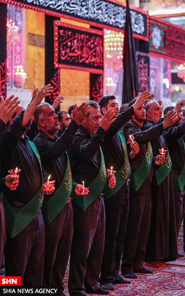 عزاداری خادمان حرم حسینی در بارگاه عقیله بنی هاشم