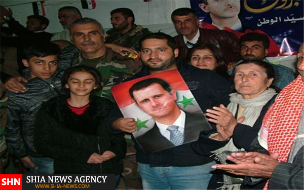 استقبال گسترده مردم سوریه از قهرمانان فرودگاه نظامی کویرس + تصاویر