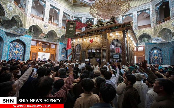 پرچم گنبد حضرت عباس(ع) به بزرگترین مزار شیعی هندوستان رسید+ تصاویر