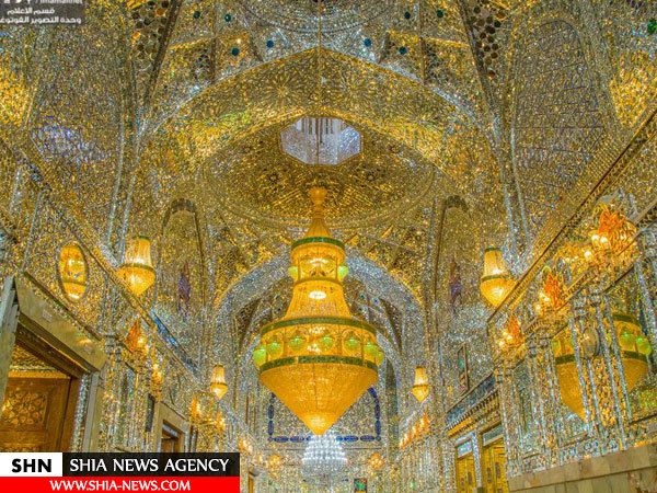 جلوه هایی زیبا از آینه کاری های رواقهای بارگاه مطهر علوی