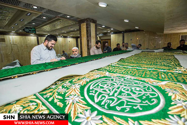 تصاویری از پوشش جدید مقبره امام حسین(ع)