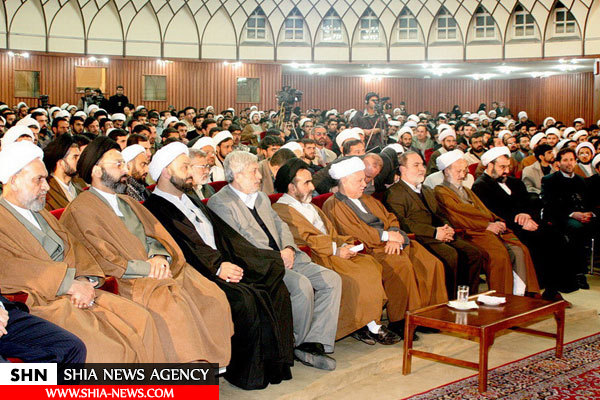 تصاویر دیدارهای صمیمی آیت الله هاشمی با مراجع و علما