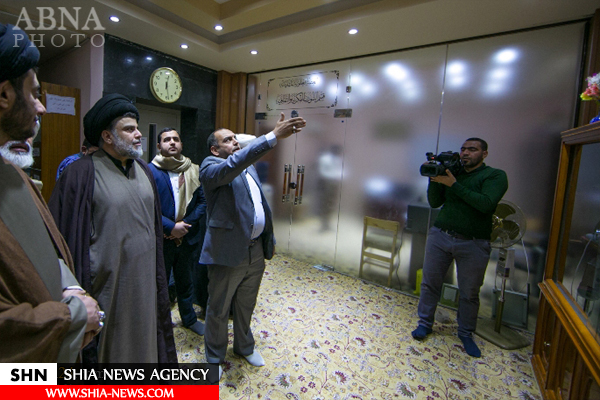 تشرف مقتدی صدر به زیارت حرم حضرت امیرالمؤمنین علی(ع) + تصویر