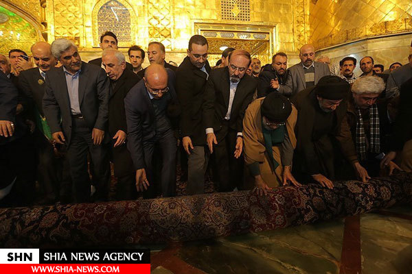 تصاویر فرش کردن ایوان طلای امیرالمومنین (ع) در نجف