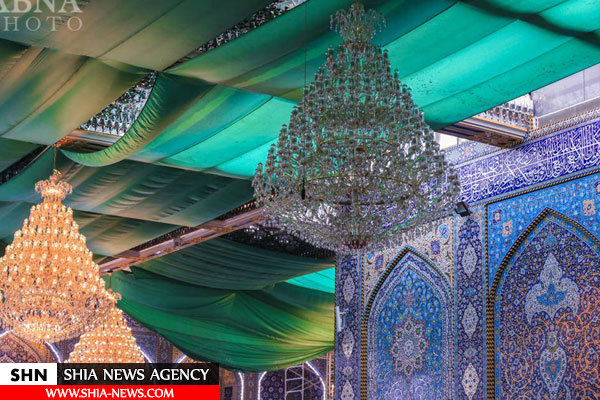 تصاویر نصب لوسترهای جدید در حرم حضرت عباس(ع)