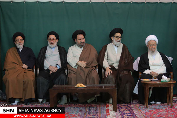 تصاویر جشن ولادت حضرت زهرا(س) در بیوت مراجع و علما