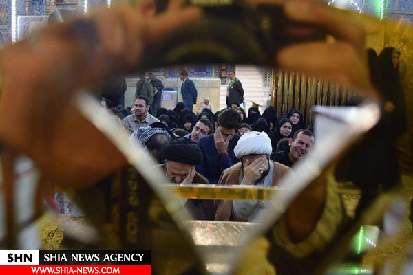 تصاوير جوانان ايراني در حرم سيدالشهدا