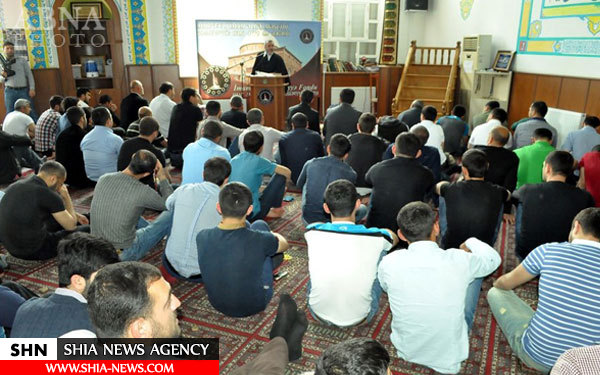 تصاویر برگزاری نماز جمعه در مسجد اهل بیت(ع) مارنولی گرجستان