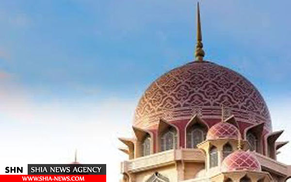 مسجدی با گنبد صورتی+تصویر
