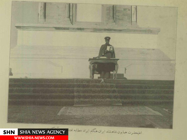 رضا شاه در مراسم افتتاحیه کنگره فردوسی 20 مهر 1313