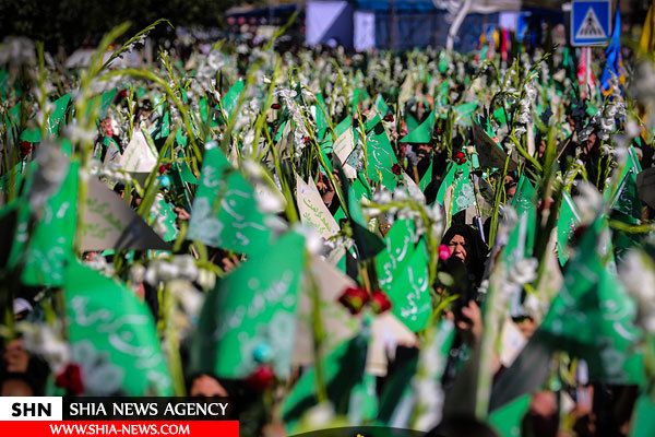 تصاویر گلباران حرم امام رضا(ع) در آغاز دهه کرامت