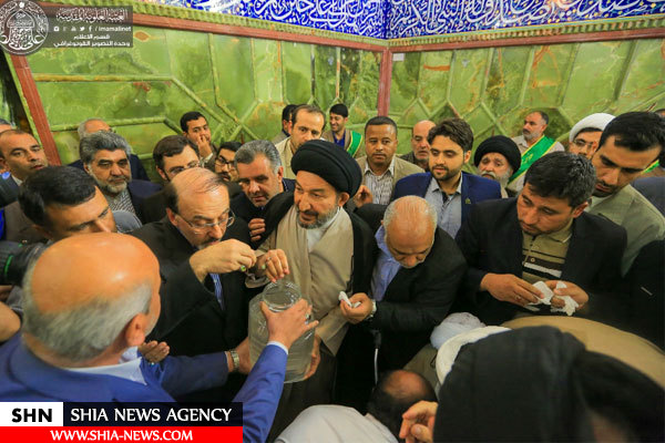 گل آرایی و گلاب شویی حرم مطهر امام علی(ع) به مناسبت عید غدیر خم