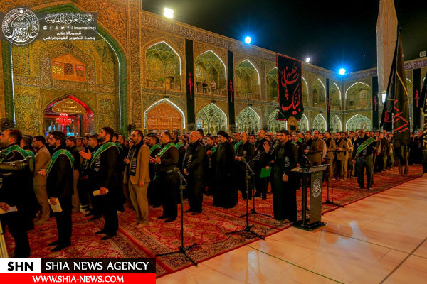 اهتزاز پرچم عزاداری امام حسین(ع) در حرم امیرالمومنین(ع) اهتزاز پرچم عزاداری امام حسین(ع) در حرم امیرالمومنین(ع)