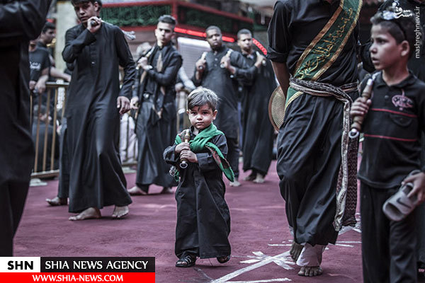 عزاداری کودکان در حرم امام حسین(ع)