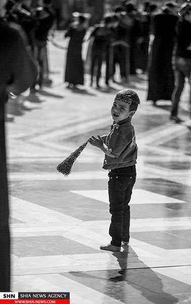 عزاداری کودکان در حرم امام حسین(ع)