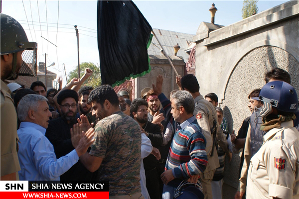 حمله نیروهای امنیتی به عزاداران حسینی در کشمیر