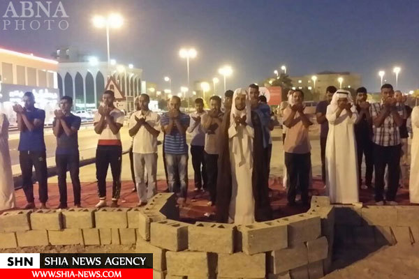 شیعیان بحرین بر آوار یک مسجد ویران شده نماز خواندند