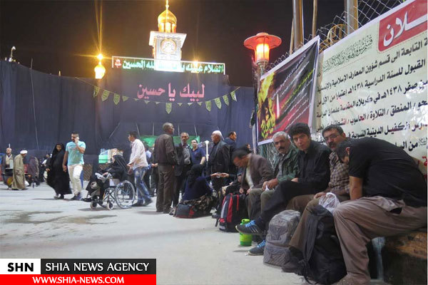 ورود اولین گروه زائران پیاده اربعین به شهر کربلا+ تصاویر