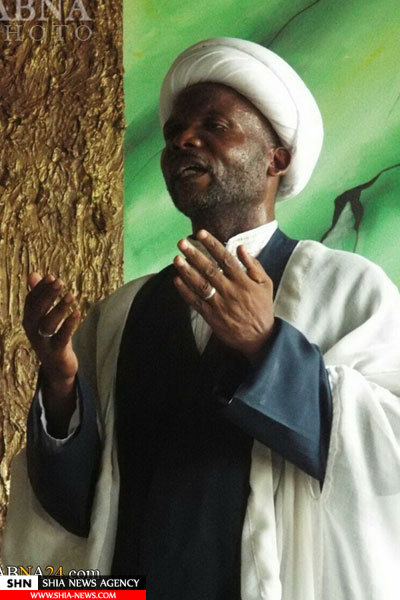 تصاویر نخستین نماز جمعه مسجد امام علی(ع) کنگو