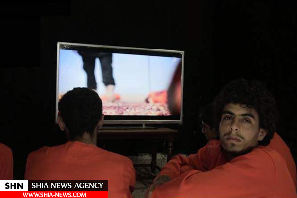 داعش ۵ جوان سوری را در گونی سیب زمینی قرار داد و سر برید + تصاویر(۱۸+)