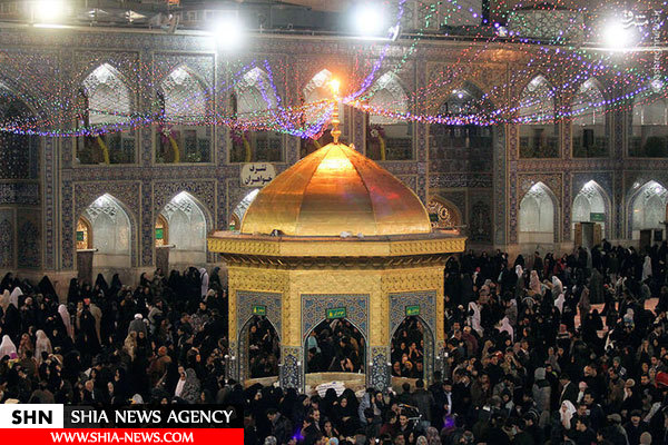 تصاویر نقاره زنی شب میلاد پیامبر(ص) در حرم رضوی