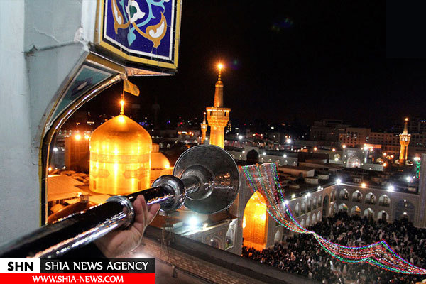 تصاویر نقاره زنی شب میلاد پیامبر(ص) در حرم رضوی