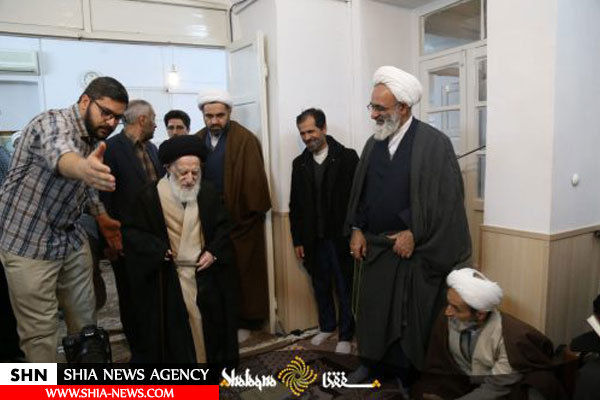 تصاویر عمامه گذاری طلاب در روز میلاد رسول اکرم (ص) تصاویر عمامه گذاری طلاب در روز میلاد رسول اکرم (ص)