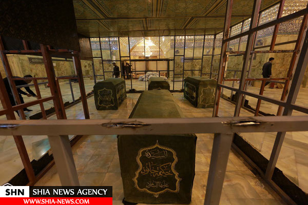 تصاویر از باز کردن ضریح قدیمی حرم مطهر امامین عسکریین(ع)