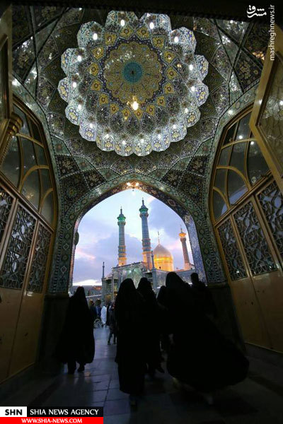 نمایی زیبا از حرم حضرت معصومه(س) نمایی زیبا از حرم حضرت معصومه(س)
