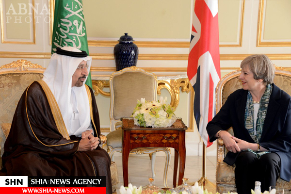 دهن‌کجی نخست وزیر انگلیس به مقامات رژیم سعودی+ تصاویر