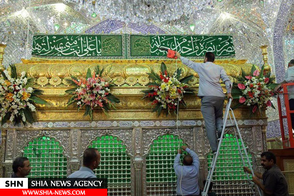 ایرانیها حرم مطهر علوی و حسینی را گلباران می‌کنند+ تصاویر