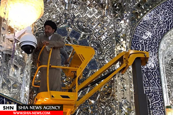 تصاویر شستشوی گنبد حرم مطهر امام علی(ع) تصاویر شستشوی گنبد حرم مطهر امام علی(ع)