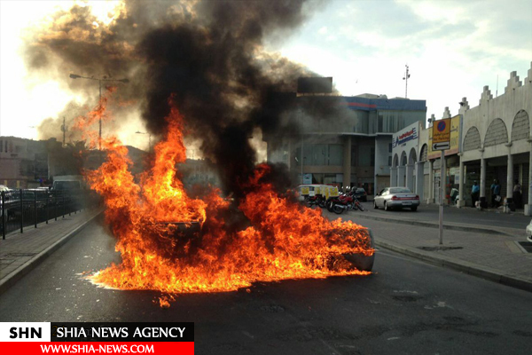 انقلابیون بحرین خیابان‌های چند منطقه را مسدود کردند + تصاویر