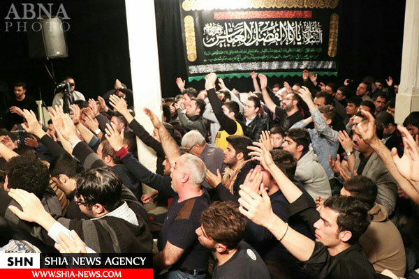 مراسم عزاداری اهلبیت(ع) در حسینیه محبان الرضا تهران مراسم عزاداری اهلبیت(ع) در حسینیه محبان الرضا تهران