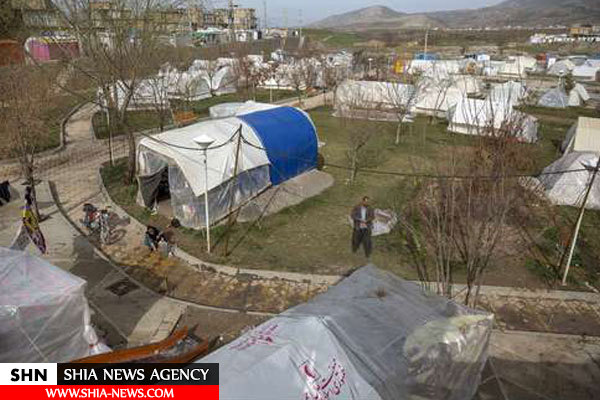 تصاویر زندگی روزمره مردم شهر زلزله زده ثلاث باباجانی