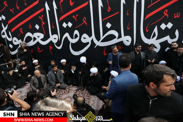 دسته عزاداری آیت الله وحید خراسانی در روز شهادت حضرت زهرا(س)