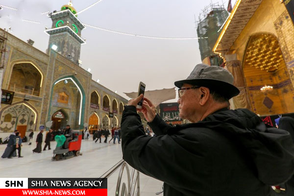 ابراز شگفتی جهانگردان تایوانی از حرم امیر المؤمنین (ع)+ تصویر