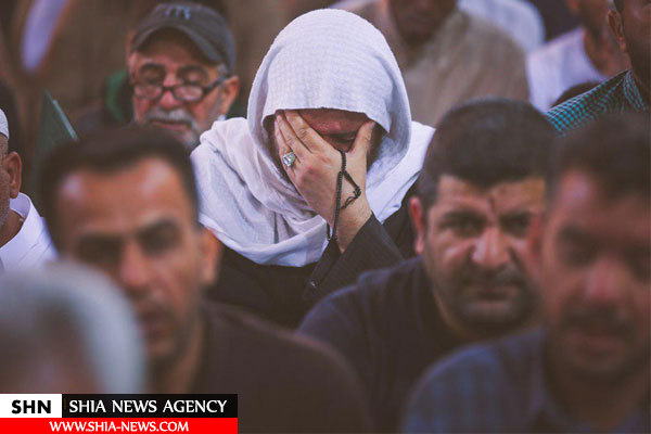 مراسم معنوی قرائت دعای توسل در حرم امام علی(ع)