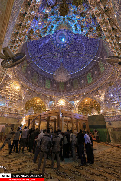 تصاویر مرحله نجاری ضریح حرم امامین عسکریین(ع) تصاویر مرحله نجاری ضریح حرم امامین عسکریین(ع)