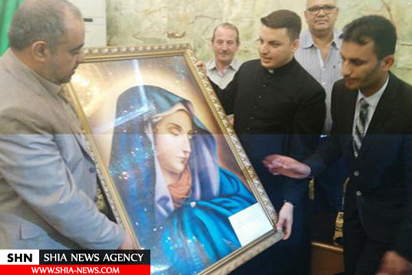 مسیحیان بغداد حرم امام حسین(ع) را زیارت کردند+ تصاویر