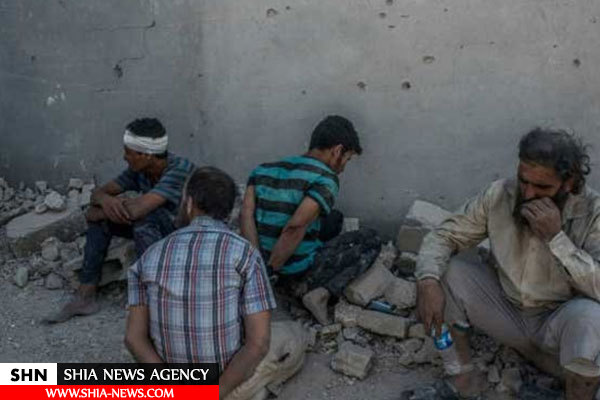 تصاویر دستگیری خفت بار تروریست‌های داعش