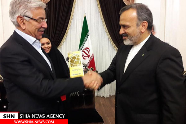 وزیر خارجه پاکستان به زیارت امام رضا(ع) رفت+ تصاویر