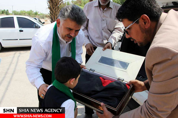 پرچم حرم امیر المؤمنین (ع) میهمان استان های ایران شد+ تصاویر