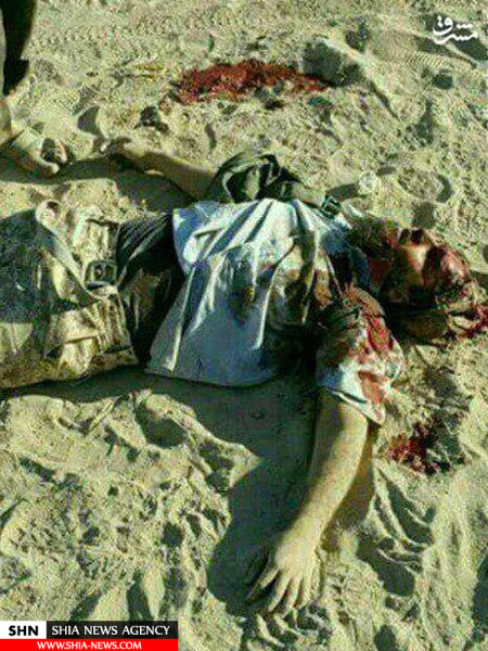 تصویر داعش فرمانده تروریست‌ها را تیرباران کرد