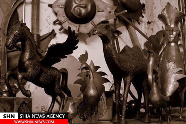 نمادهای روی عَلَم نشانه چیست؟ +تصاویر