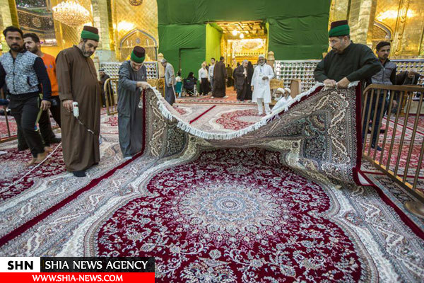 مفروش شدن حرم حضرت عباس(ع) با فرش‌های جدید