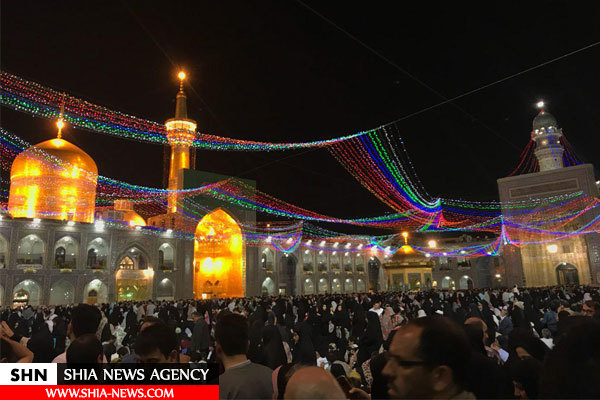 تصویری متفاوت از حرم حضرت رضا(ع) در شب میلاد امام علی(ع)