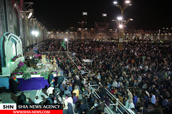 گلباران حرم امام رضا (ع) در شب میلاد امام جواد (ع)
